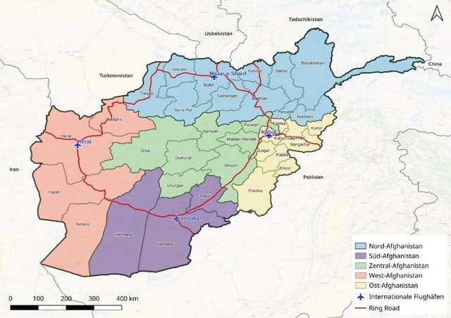 Karte Afghanistan aufgeteilt in fünf Regionen. Hauptverkehrswege sowie internationale Flughäfen dargestellt
